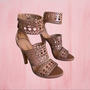 Great condition Alaia leather sandals